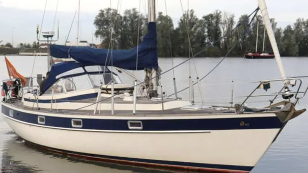 Photo of Hallberg Rassy 352